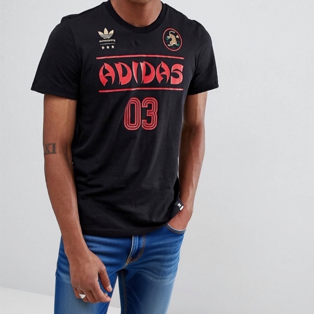Adidas Black and Red Men's Short Sleeve Tee